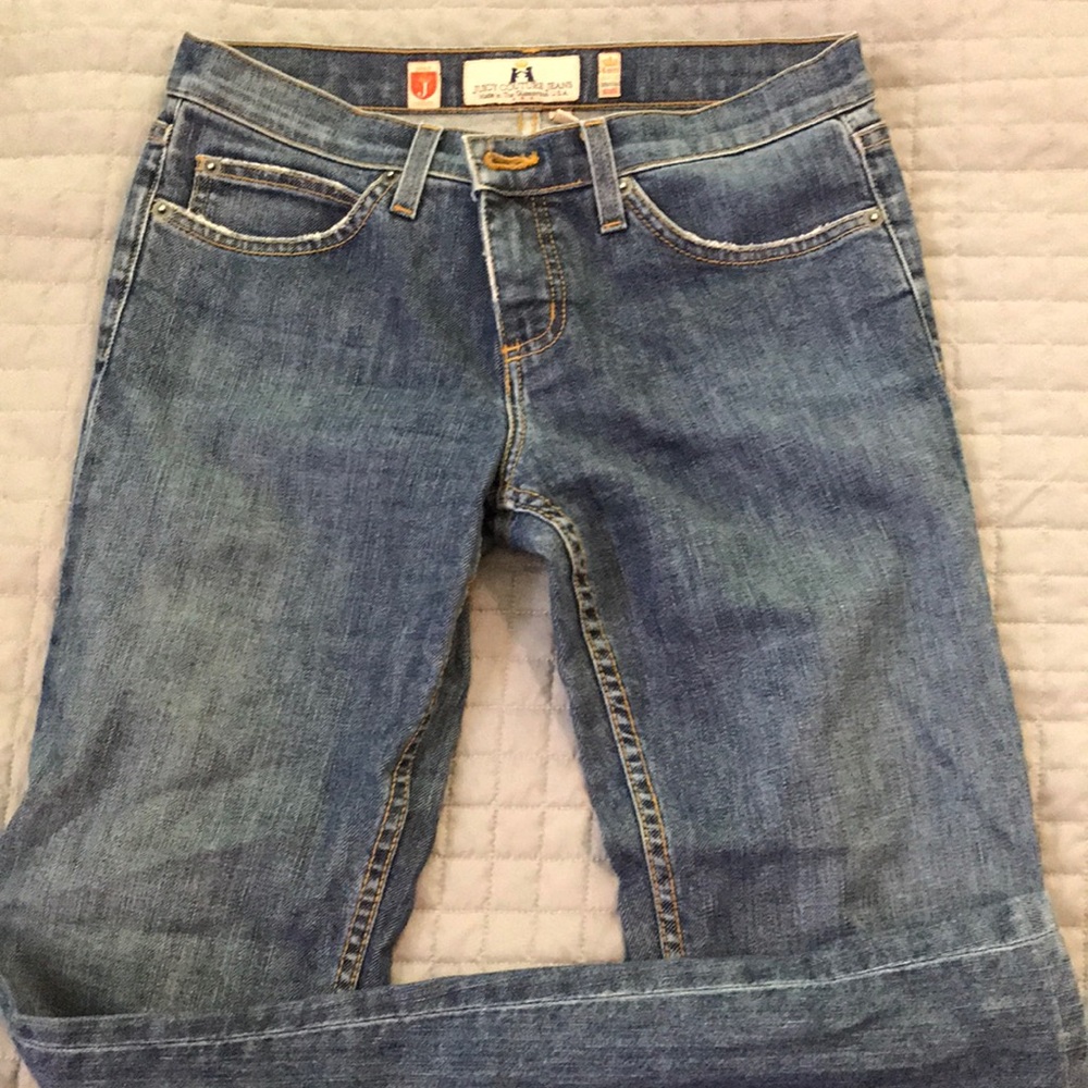 Juicy Couture Jeans with “J” rhinestone detail size 28